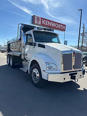 2025 Kenworth T880 - Dump Truck
