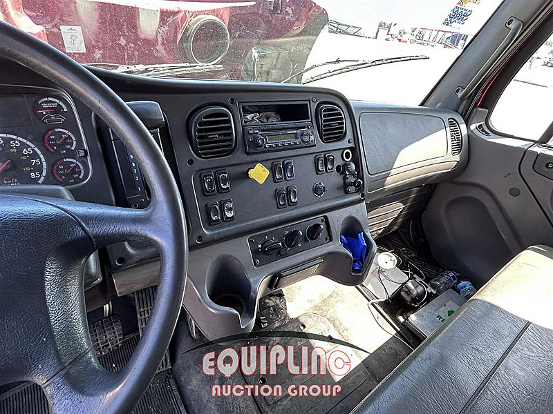 2015 Freightliner M2