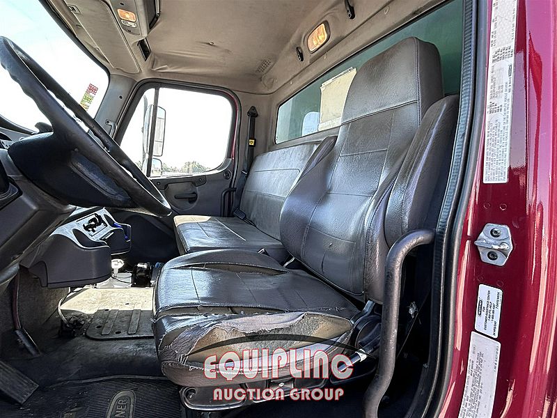 2015 Freightliner M2