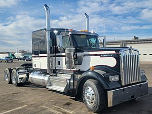2026 Kenworth W900L