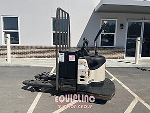 2016 CROWN E450