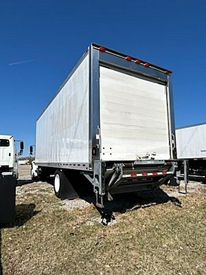 2019 Freightliner M2 106