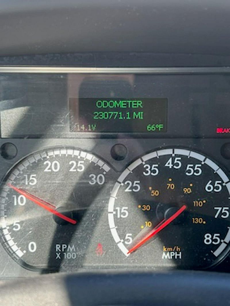 2019 Freightliner M2 106