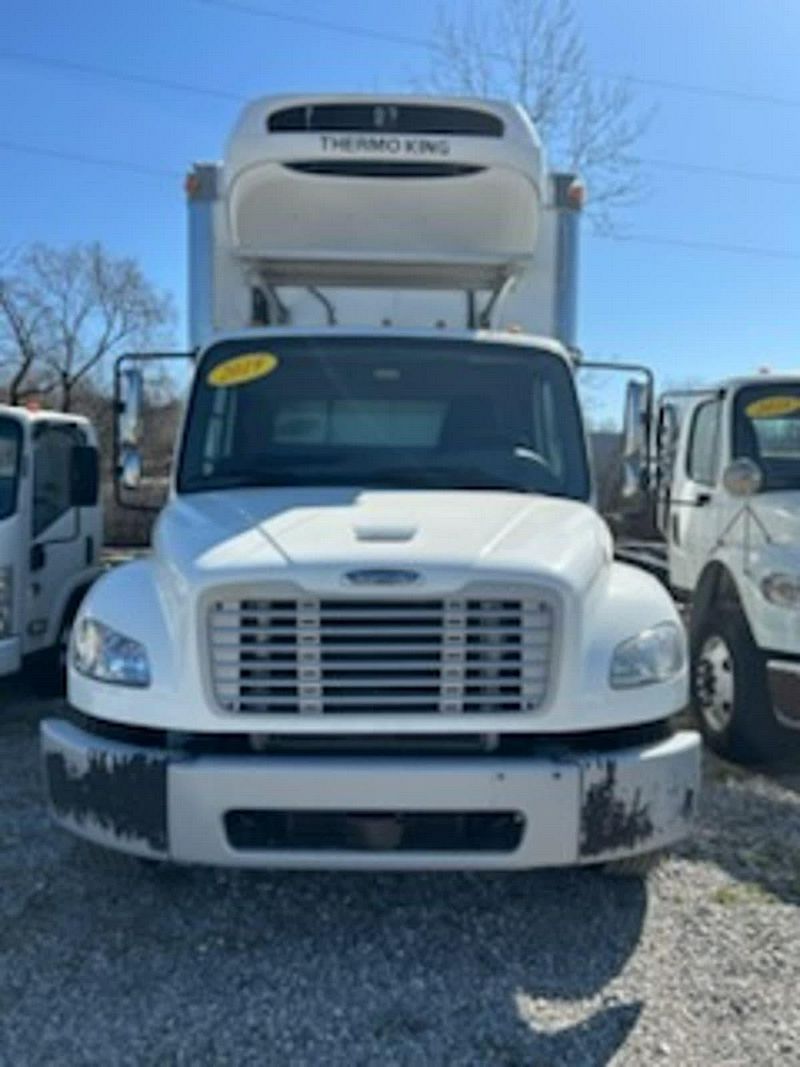 2019 Freightliner M2 106