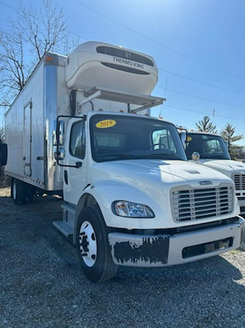 2019 Freightliner M2 106
