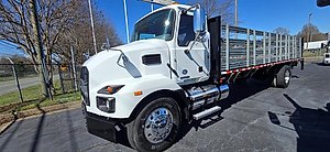 2021 Mack MD642
