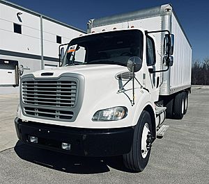 2019 Freightliner M2 106 - Box Truck