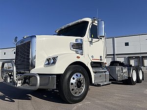 2015 Freightliner Coronado