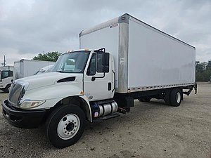2018 International DuraStar 4300