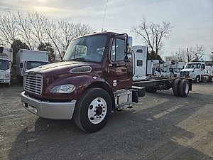 2019 Freightliner M2 106