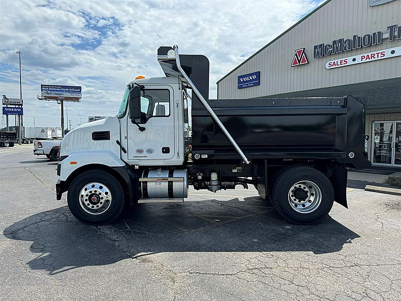 2026 Mack MD742 For Sale | Box Truck | #MD077693