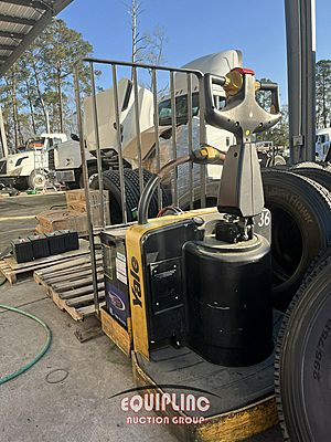 2011 YALE Cascadia MPE060LFN24T2736