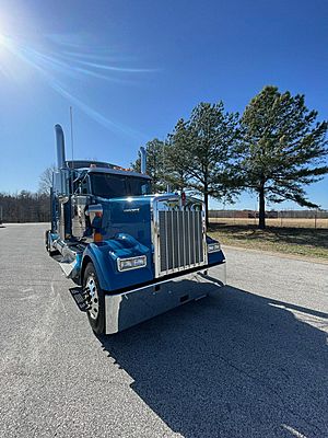 2026 Kenworth W900L - Sleeper Truck