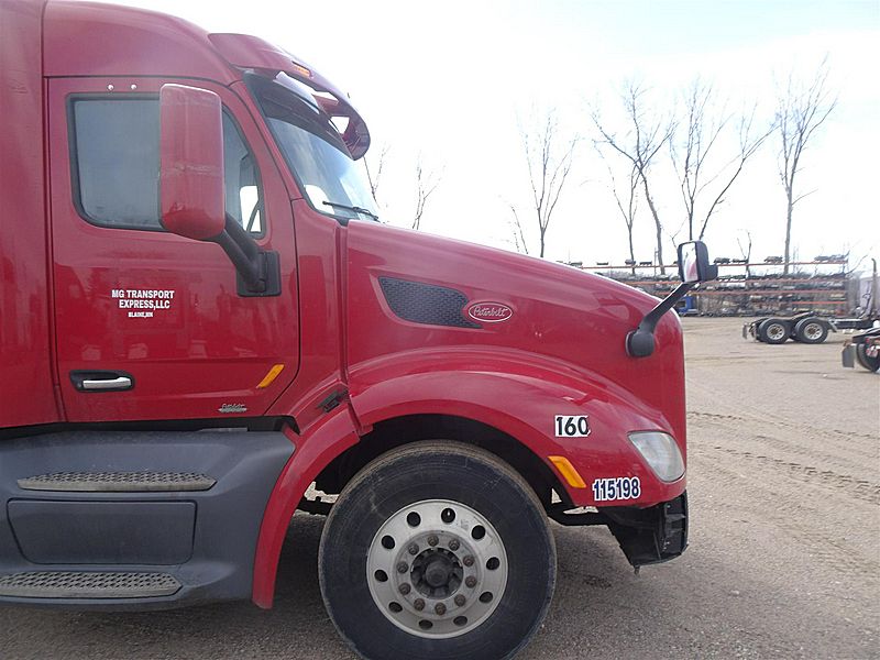 2015 Peterbilt 579