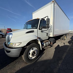 2019 International DuraStar 4300 - Box Van