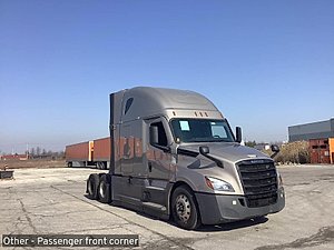 2023 Freightliner Cascadia - Sleeper Truck
