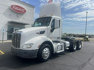 2019 Peterbilt 579 - Day Cab