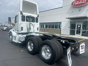 2019 Peterbilt 579 - Day Cab