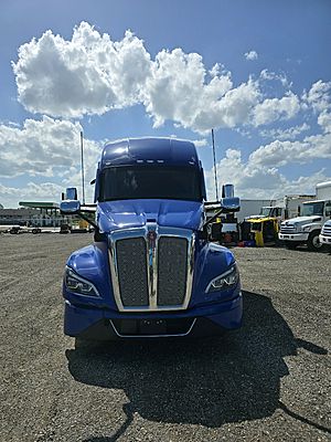 2023 Kenworth T680 - Sleeper Truck