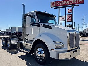 2022 Kenworth T880