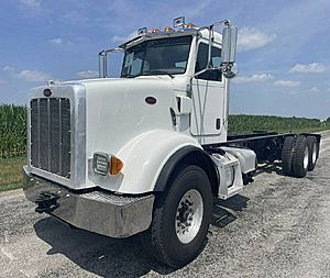 2013 Peterbilt 365 - Cab & Chassis