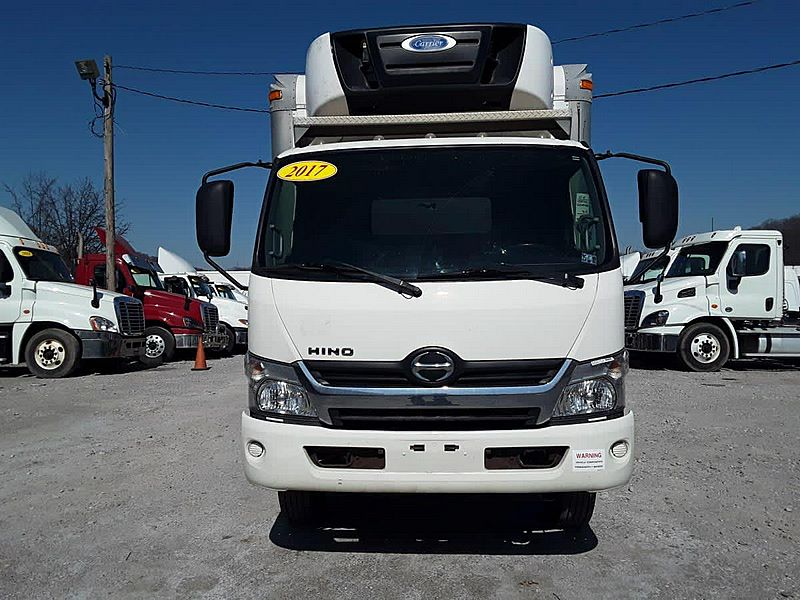 2017 Hino 195