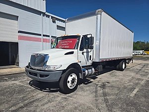 2018 International DuraStar 4300