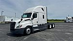 2021 Freightliner Cascadia 126