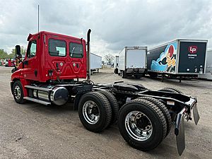 2020 Freightliner Cascadia 125