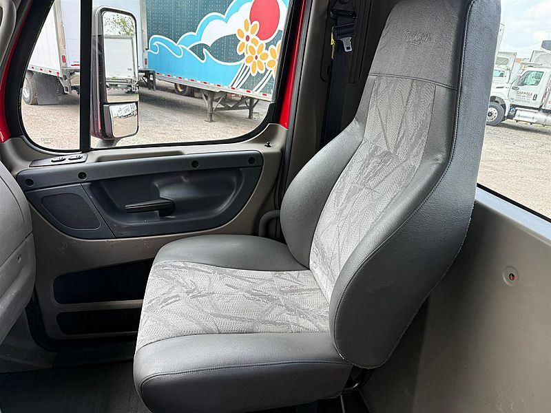 2020 Freightliner Cascadia 125