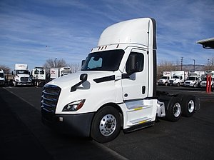2022 Freightliner Cascadia - Day Cab