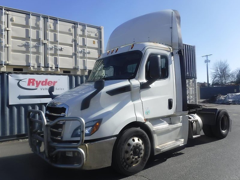 2019 Freightliner NEW CASCADIA 116