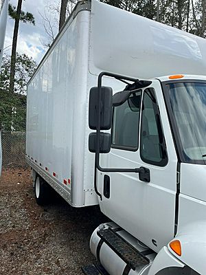 2019 International DuraStar 4300 - Box Van