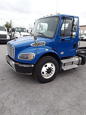 2020 Freightliner M2 106