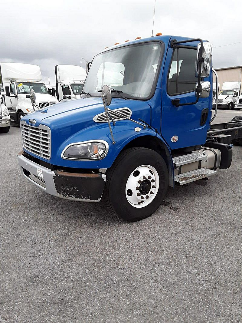 2020 Freightliner M2 106