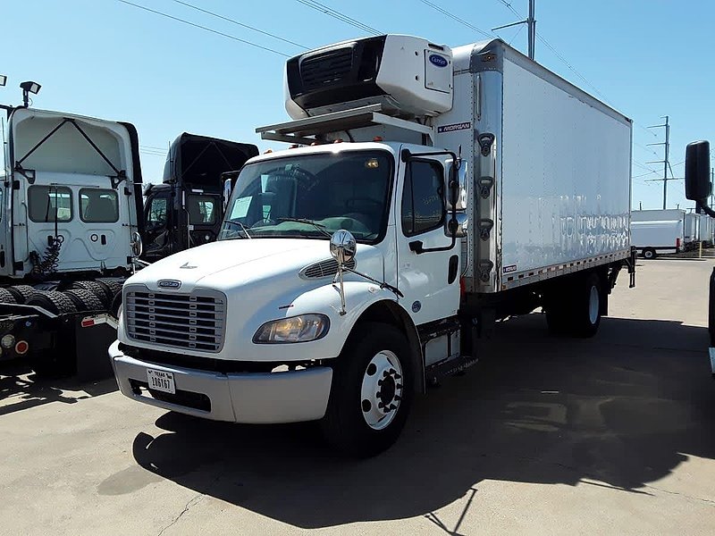 2018 Freightliner M2 106