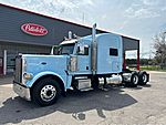 2022 Peterbilt 389