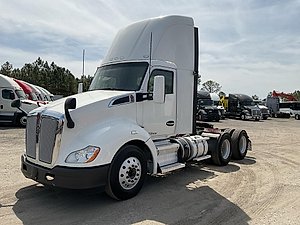 2021 Kenworth T680 - Day Cab