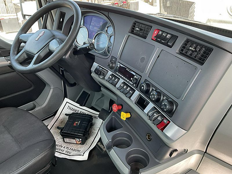 2021 Kenworth T680