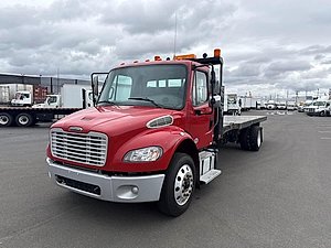 2018 Freightliner M2 106 - Box Van