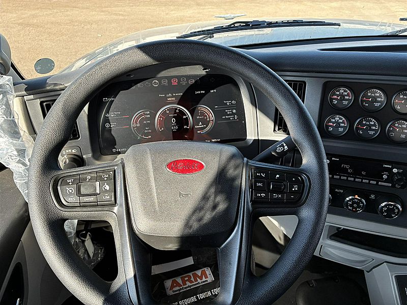 2026 Peterbilt 567