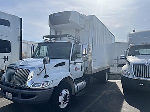 2018 International DuraStar 4300