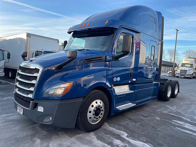 2019 Freightliner Cascadia 126