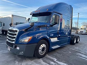 2019 Freightliner Cascadia 126