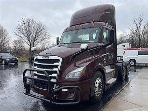 2019 Freightliner Cascadia 126