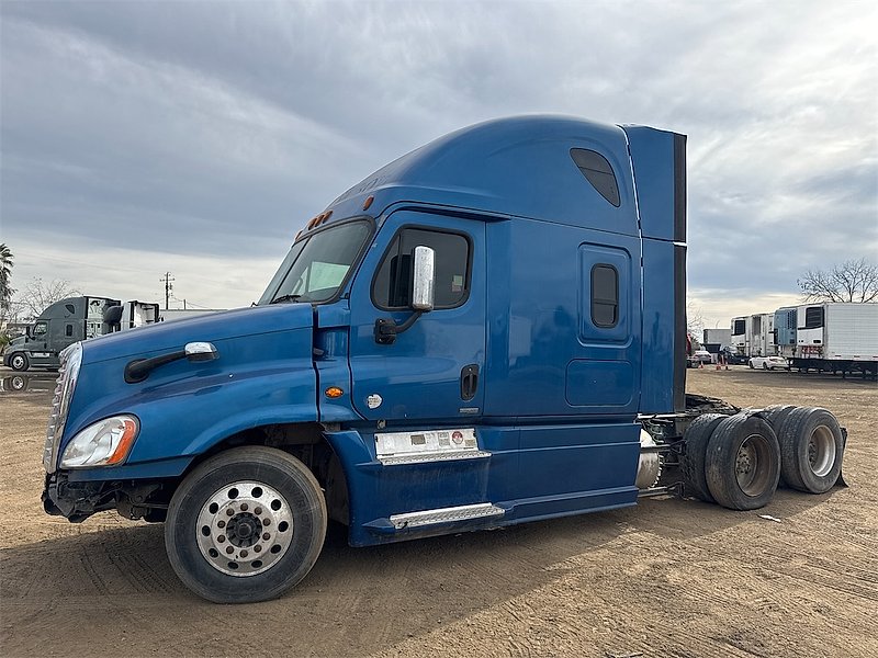 2017 Freightliner Cascadia 125