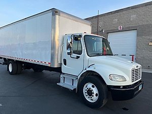 2018 Freightliner M2 106 - Box Van