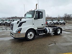2016 Volvo VNL42T
