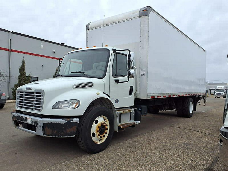 2018 Freightliner M2 106