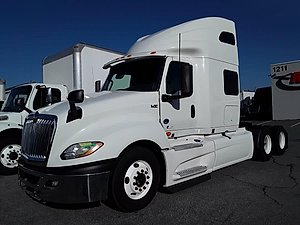 2020 International LT625 - Sleeper Truck